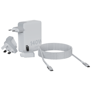 Xtorm Gan Ultra USB 3-USB-C Carregador Rápido 140W Branco + Adaptador + USB-C Cabo
